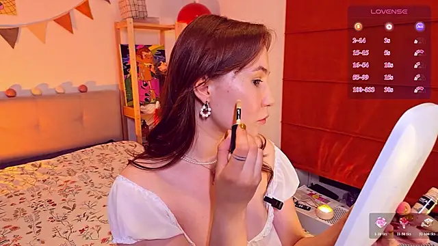 come in bed online show from July 11, 3:26 pm