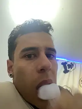 jhuan99 online show from June 9, 5:57 pm
