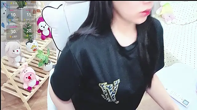 lrykknana online show from June 14, 2:24 am