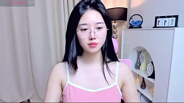 Snapshot of miuu6868 chatting on June 11, 2:53 am miuu6868 online show from June 11, 2:53 am