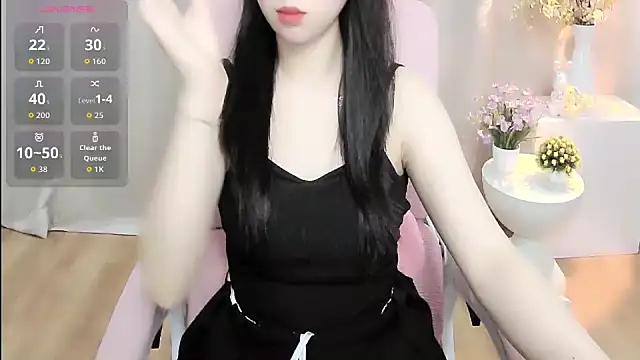 Snapshot of shynana chatting on July 13, 1:08 am shynana online show from July 13, 1:08 am