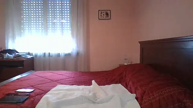 ItalianBigBoobs online show from March 15, 9:52 am