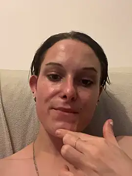 Quenn667 online show from June 11, 9:13 pm