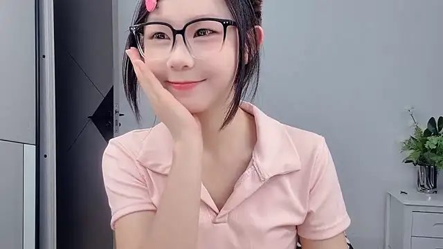 Snapshot of Rose_love69 chatting on July 5, 3:56 am Rose love69 online show from July 5, 3:56 am