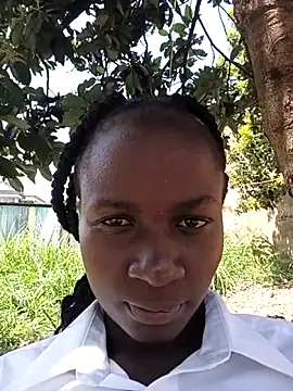 Snapshot of Ebonylouisa chatting on June 20, 9:01 am Ebonylouisa online show from June 20, 9:01 am