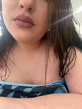 AllessiaShow online show from May 26, 1:51 pm