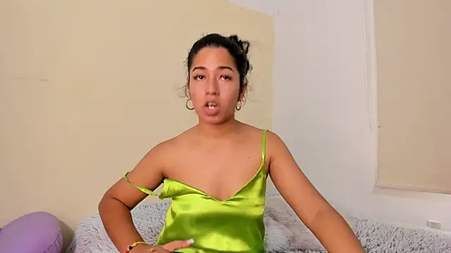 Nadia-Monroe online show from June 26, 12:09 pm