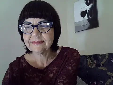 Snapshot of Marys3773 chatting on July 17, 11:17 am Marys3773 online show from July 17, 11:17 am