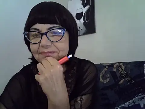Snapshot of Marys3773 chatting on July 19, 5:27 pm Marys3773 online show from July 19, 5:27 pm