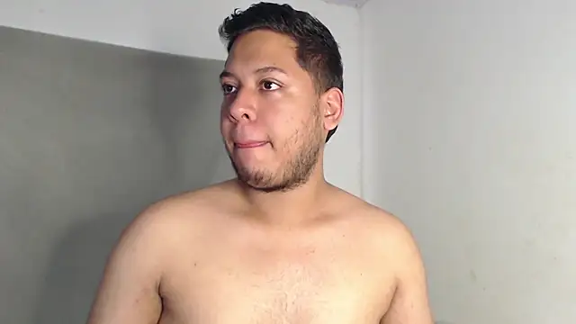 Snapshot of nicolas_cr1 chatting on June 24, 9:36 pm nicolas cr1 online show from June 24, 9:36 pm