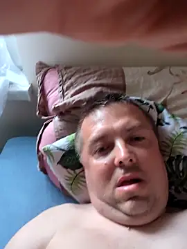 krzyszto1986 online show from May 27, 4:20 am