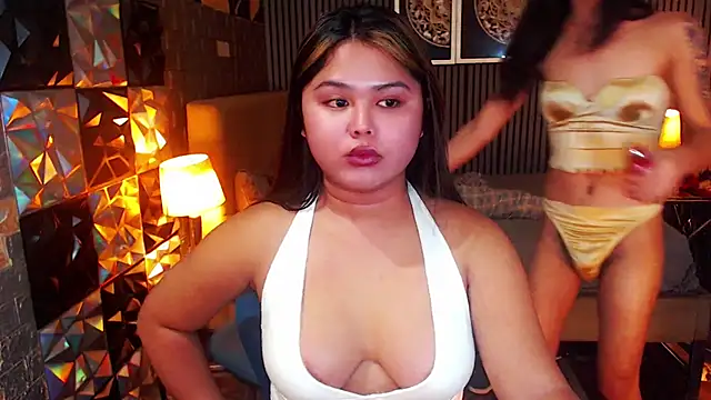 selena lust online show from July 11, 4:10 pm
