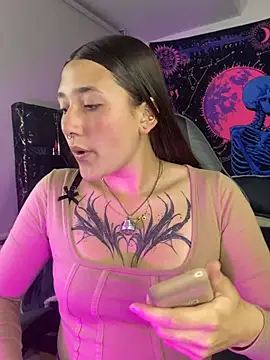 Yizz 20 online show from July 9, 5:44 am