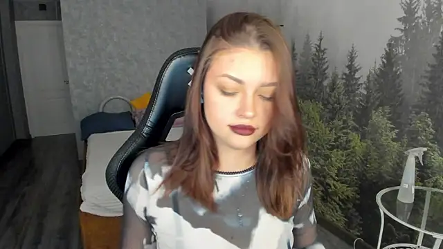 Snapshot of Maya-Mimi chatting on July 26, 1:03 am Maya-Mimi online show from July 26, 1:03 am