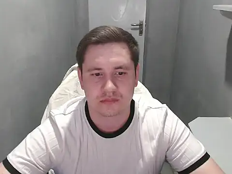 Snapshot of Max_Marlyn chatting on June 16, 5:37 pm Max Marlyn online show from June 16, 5:37 pm