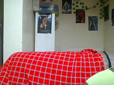 Snapshot of Sasha_Bliss chatting on June 19, 12:15 am Sasha Bliss online show from June 19, 12:15 am