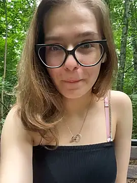 Snapshot of Bamby_bump chatting on July 21, 2:41 pm Bamby bump online show from July 21, 2:41 pm