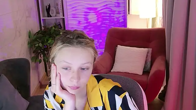 ivy blare online show from June 8, 1:44 pm