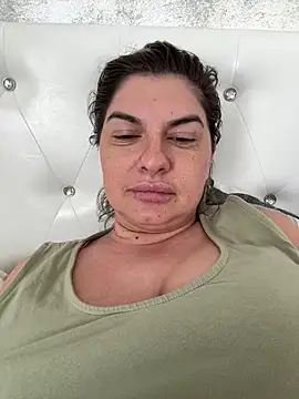 evaxxxcurvyxxx online show from June 16, 11:57 am