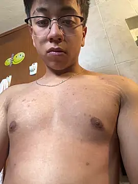 edxxxz online show from May 28, 9:01 pm
