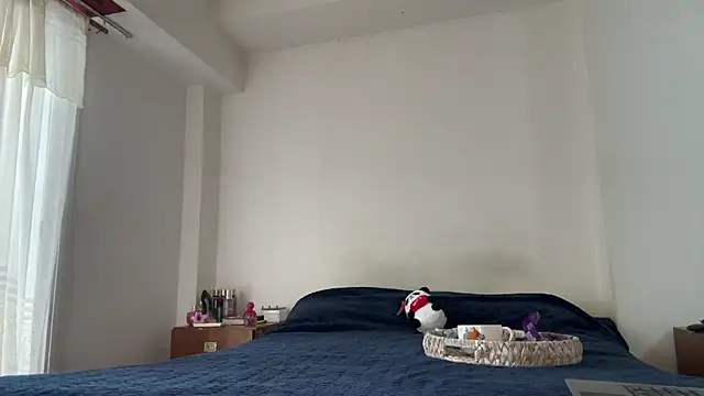 Natalieyourdream online show from June 6, 2:22 pm