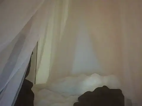 Snapshot of Nyx_Nuit chatting on June 15, 12:24 am Nyx Nuit online show from June 15, 12:24 am