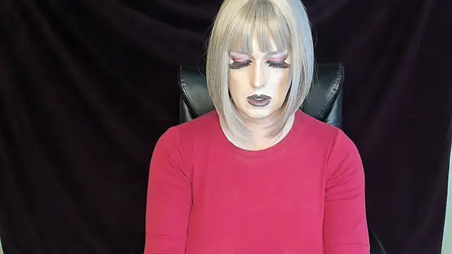 Snapshot of Danielle_tv33 chatting on January 24, 6:35 pm Danielle tv33 online show from January 24, 6:35 pm