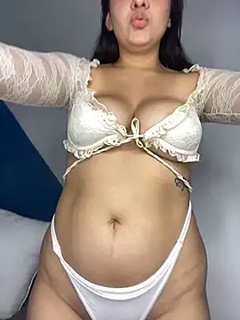 Gaby  Fosterr online show from May 27, 9:01 pm