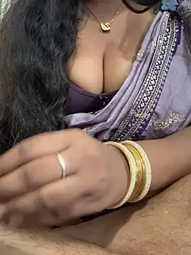 Snapshot of chittichilakamma chatting on July 5, 4:19 am chittichilakamma online show from July 5, 4:19 am