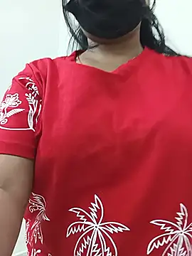 Snapshot of Riya_hot8 chatting on July 8, 9:14 am Riya hot8 online show from July 8, 9:14 am