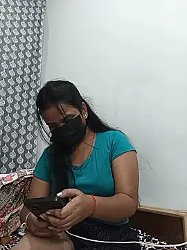Snapshot of Riya_hot8 chatting on July 9, 8:29 am Riya hot8 online show from July 9, 8:29 am