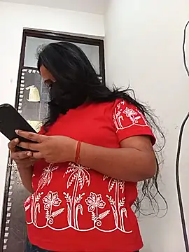 Snapshot of Riya_hot8 chatting on July 11, 8:06 am Riya hot8 online show from July 11, 8:06 am