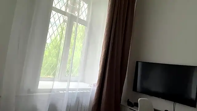 amilia-sexygirl online show from May 31, 2:20 am