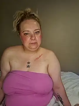 Snapshot of Jaclynnbaby chatting on June 5, 5:29 pm Jaclynnbaby online show from June 5, 5:29 pm
