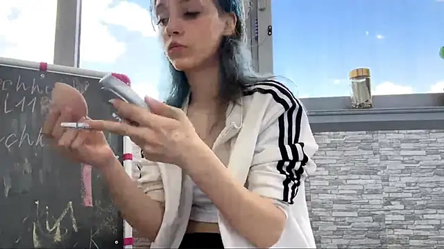 Snapshot of AntoinetteCrispell chatting on June 5, 12:22 pm AntoinetteCrispell online show from June 5, 12:22 pm