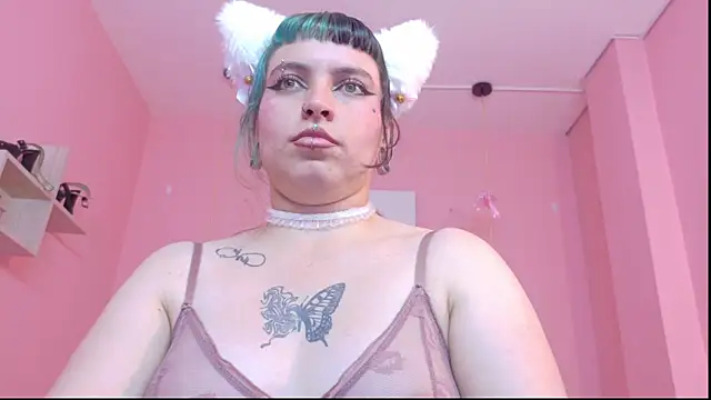 Snapshot of _sofia_smth_xx chatting on June 10, 7:02 pm sofia smth xx online show from June 10, 7:02 pm