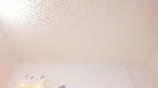 Snapshot of Eilie_xxx chatting on June 10, 2:27 pm Eilie xxx online show from June 10, 2:27 pm