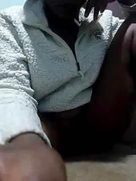 Lovybae1 online show from July 6, 3:25 am