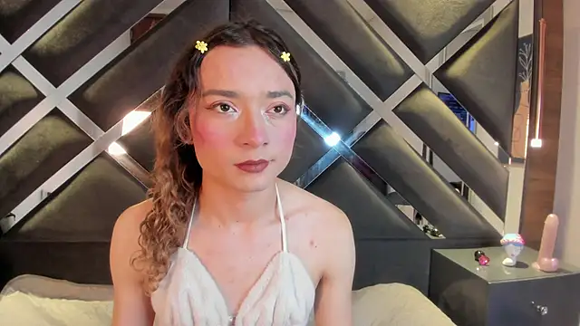 SeleneValmont online show from June 16, 5:59 pm