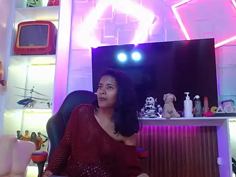  QueenMarilyn online show from June 8, 7:14 pm