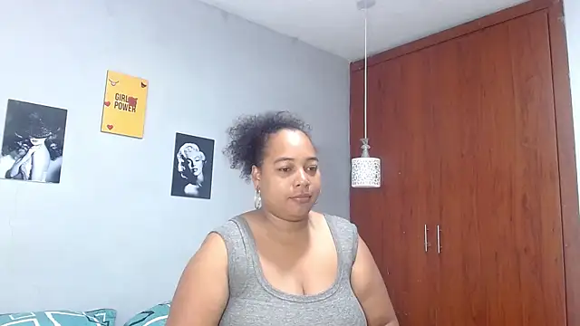 amaranthajhones 42 online show from June 2, 11:34 am