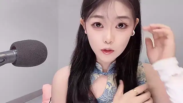 smalldaiwang online show from June 15, 2:47 am
