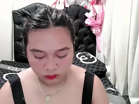 Snapshot of sexy_liciousxx chatting on June 30, 12:00 am sexy liciousxx online show from June 30, 12:00 am