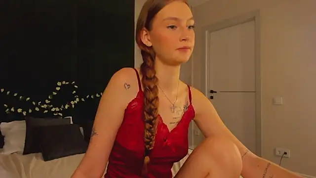 Jessica Jensen online show from July 1, 1:18 am