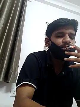Dakuu A online show from June 1, 7:48 pm