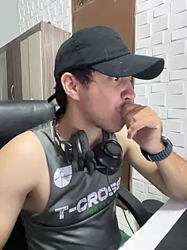 Snapshot of Fer_Ti chatting on July 18, 1:54 am Fer Ti online show from July 18, 1:54 am