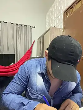 Snapshot of Fer_Ti chatting on July 19, 11:52 pm Fer Ti online show from July 19, 11:52 pm