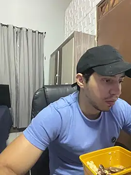 Snapshot of Fer_Ti chatting on July 20, 3:03 pm Fer Ti online show from July 20, 3:03 pm
