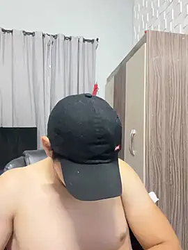 Snapshot of Fer_Ti chatting on July 21, 5:37 pm Fer Ti online show from July 21, 5:37 pm
