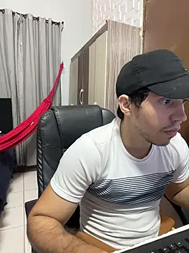 Snapshot of Fer_Ti chatting on July 28, 12:59 pm Fer Ti online show from July 28, 12:59 pm